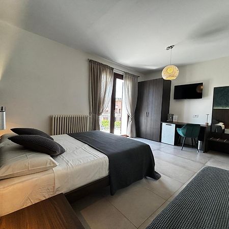 Villa Elena 데센자노델가르다 외부 사진