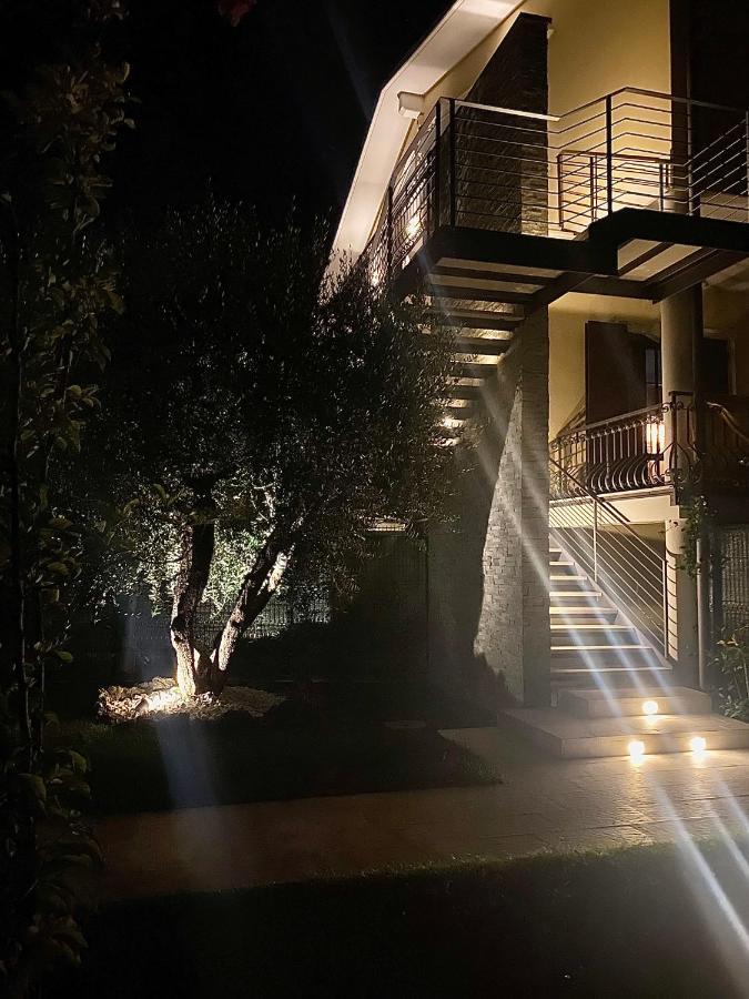 Villa Elena 데센자노델가르다 외부 사진