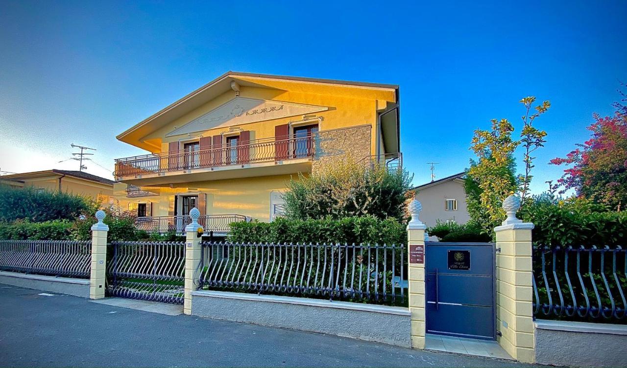 Villa Elena 데센자노델가르다 외부 사진